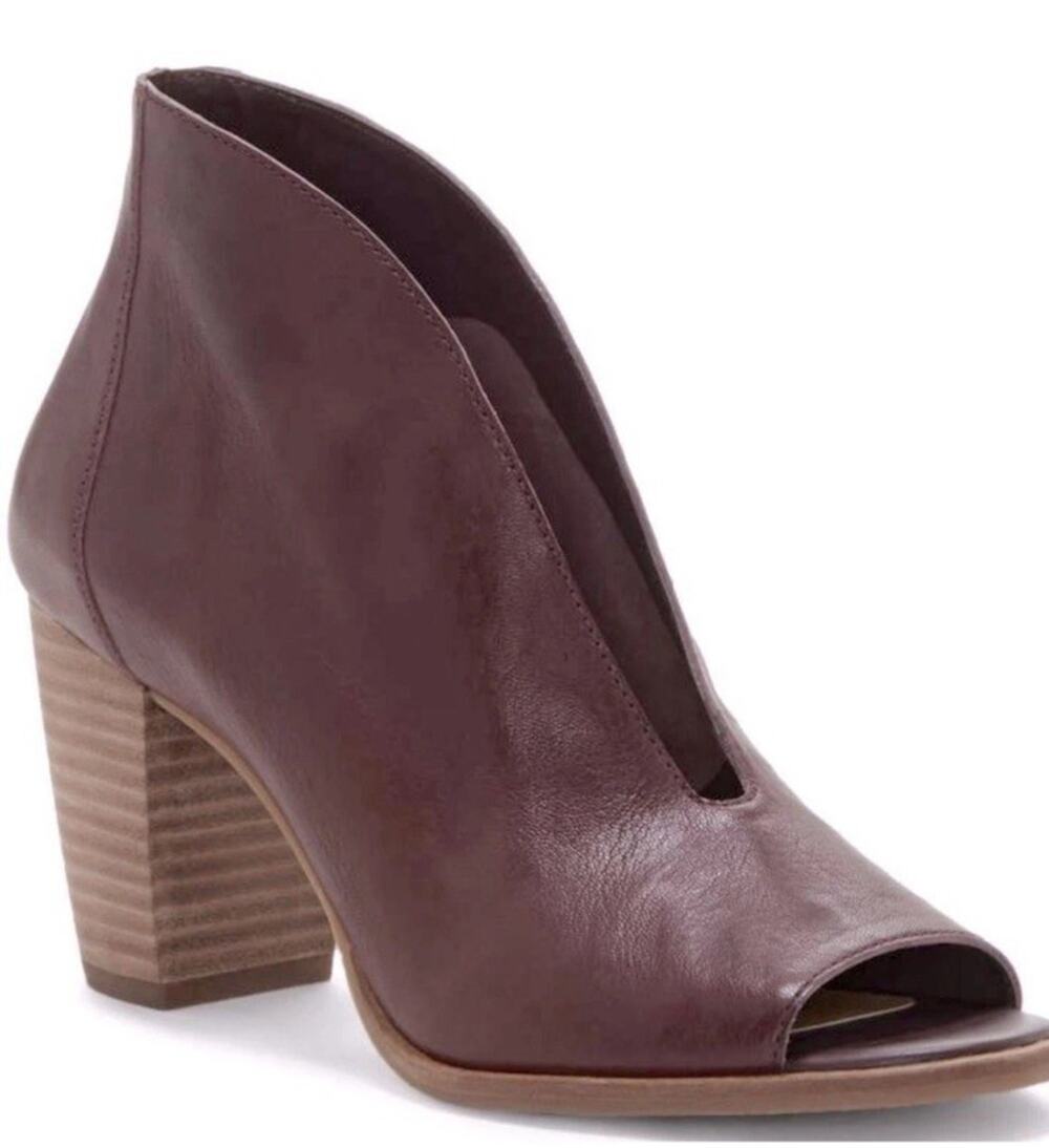 Lucky Brand Joal Bootie Size 8.5 39 Burgundy Peep Toe Soft Leather Block Heel